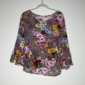 Umgee Long Sleeve Blouse‎ Gray Floral Print sz Med